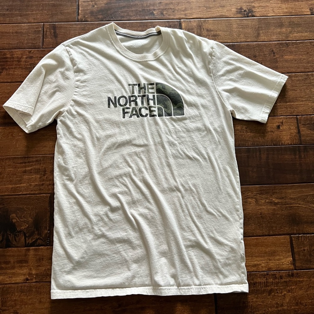 Men’s North Face T-Shirt